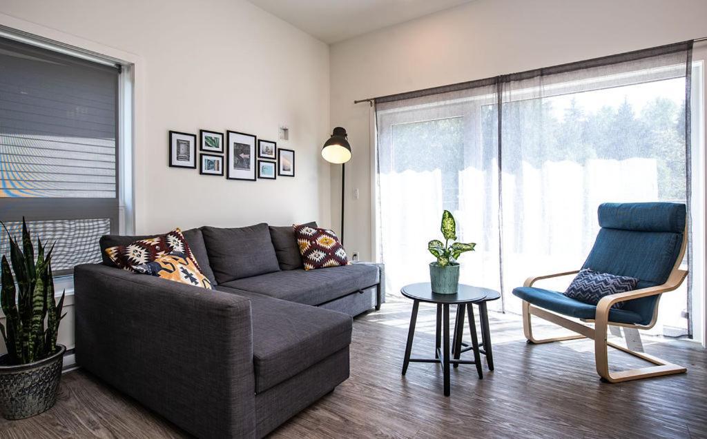 The Mac Shack By Revelstoke Vacations Διαμέρισμα Εξωτερικό φωτογραφία